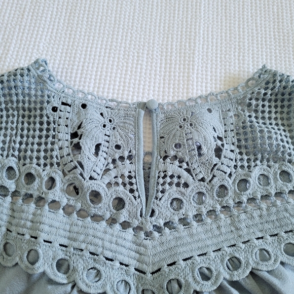 ✨️HP✨️ Fifty Street Powder Blue💙 Sleeveless Blouse - NWT - Picture 4 of 11